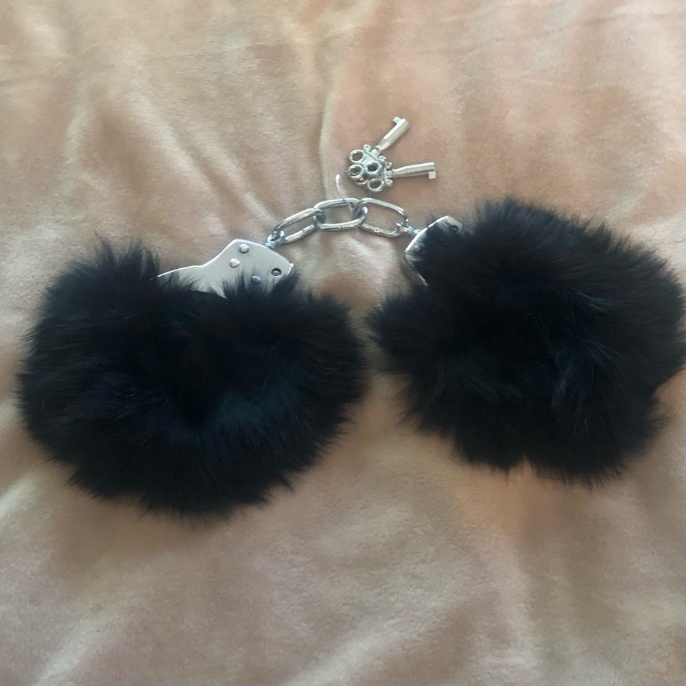 Furry handcuffs